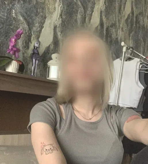 Gizem, 19