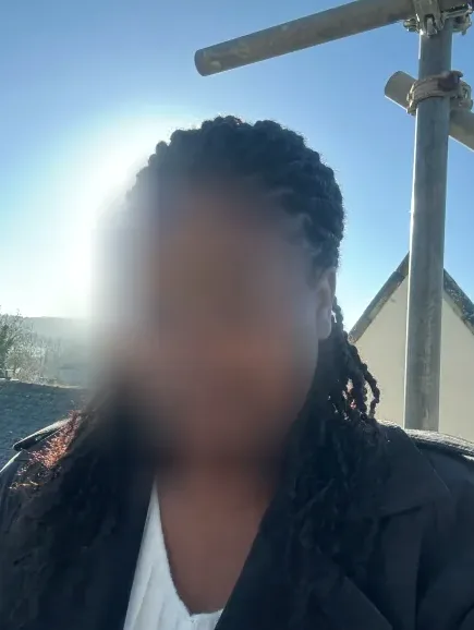 Greta, 37
