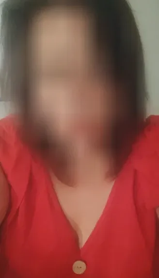 Josephine, 37
