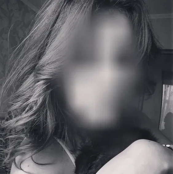 Luisa, 28