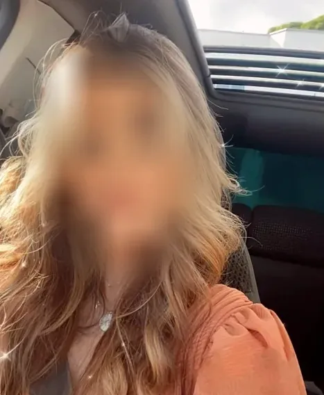 Marion, 28