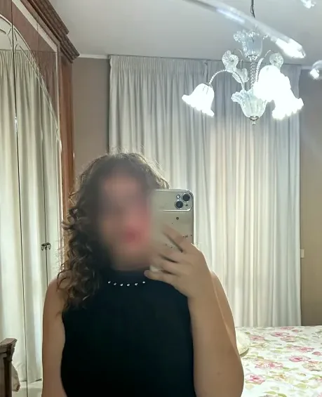 Merve, 21