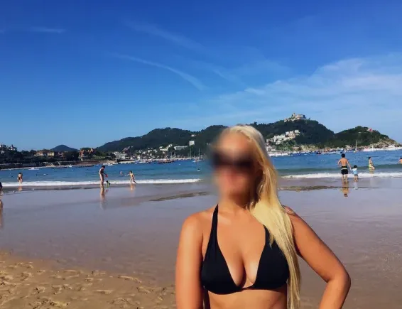 Sina, 35
