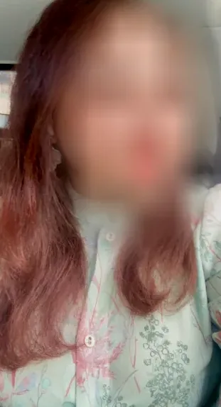 Sophia, 32