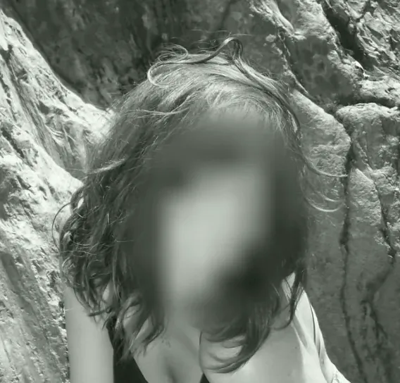 Viktoria, 20